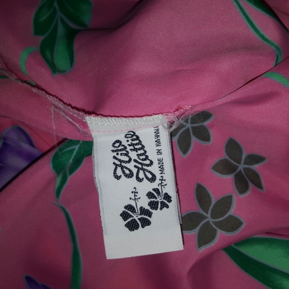 HiloHattie Vintage Hawaiian Pink Floral Wrap Skirt - Picture 5 of 5